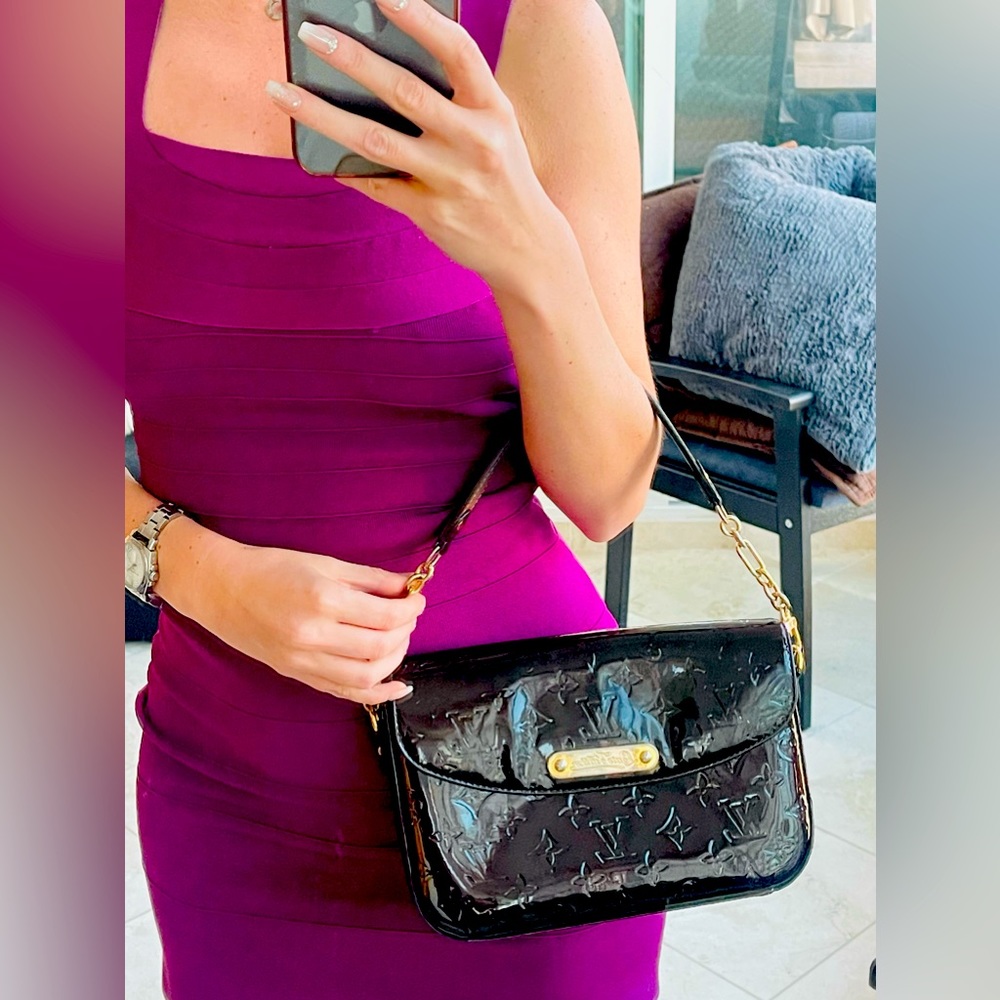 SOLD!!! Louis Vuitton Patent leather vernis Amarante Rodeo Drive bag